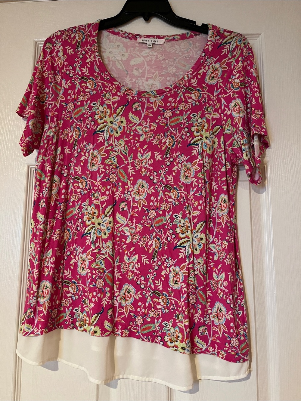 Rose & Olive Hot Pink Floral Scoop-Neck Blouse with Cream Layered Hem